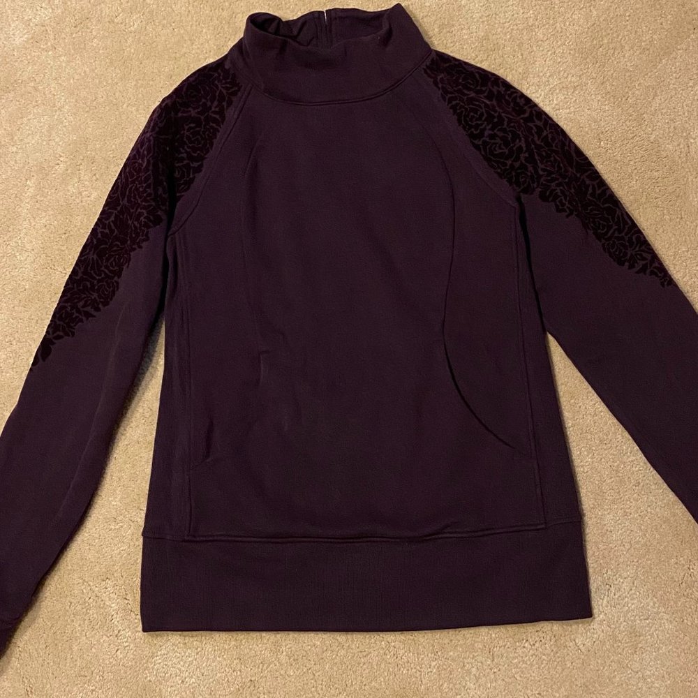 Lululemon Pullover Patterned Sweatshirt - image 1